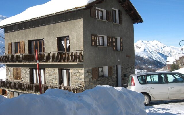 Apartment With 2 Bedrooms in Les Ménuires, With Wonderful Mountain Vie