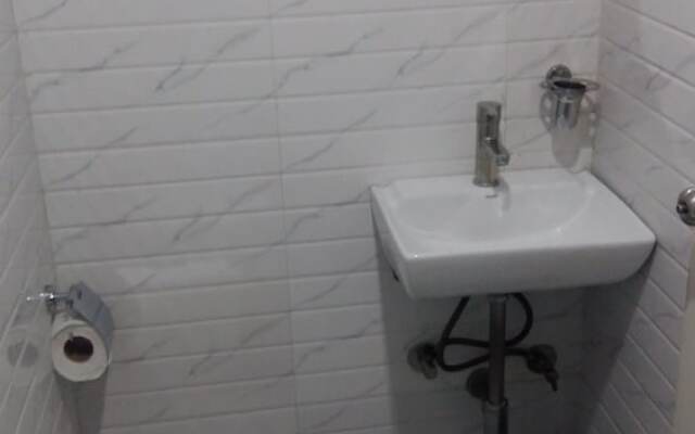 FabHotel Address Inn