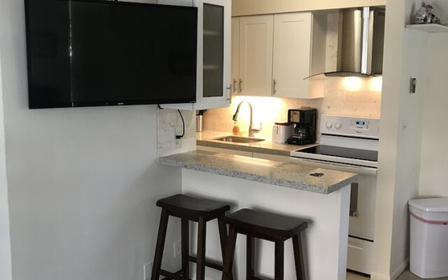 Beachside Gardens Suites