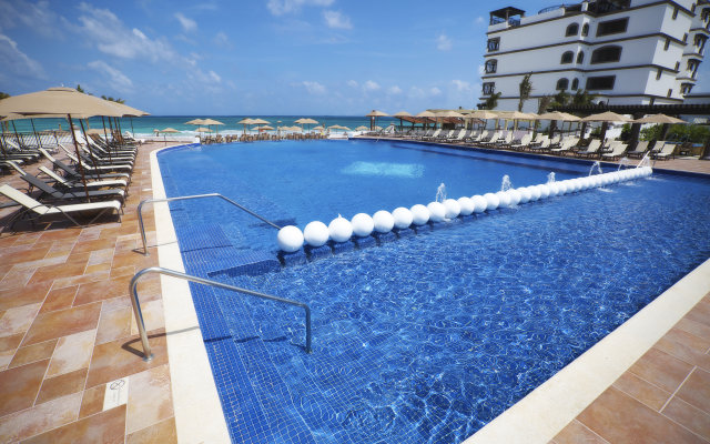 Grand Residences Riviera Cancún All Inclusive