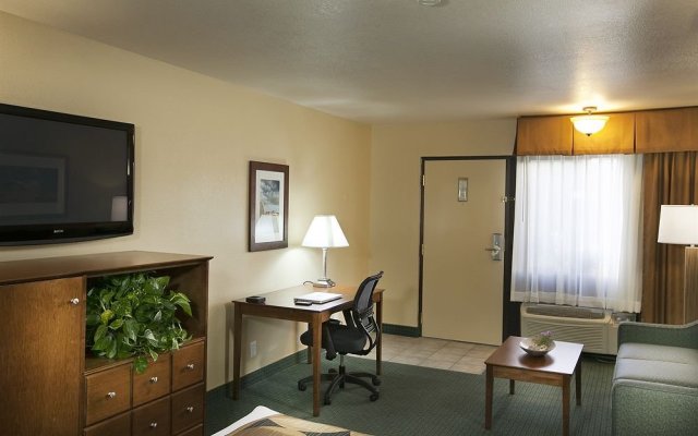 SureStay Plus by Best Western Twentynine Palms Joshua Tree