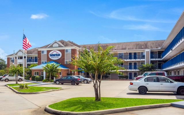 Suburban Studios Biloxi North Area