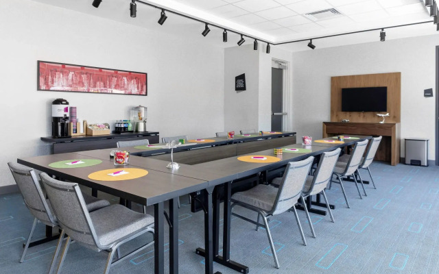Aloft Glendale at Westgate