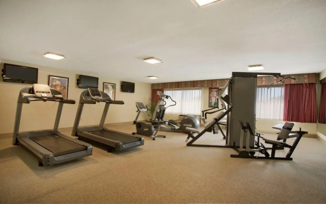 Best Western Plus Madison-Huntsville Hotel