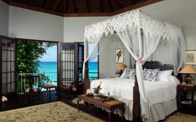 Bluefields Bay Villas