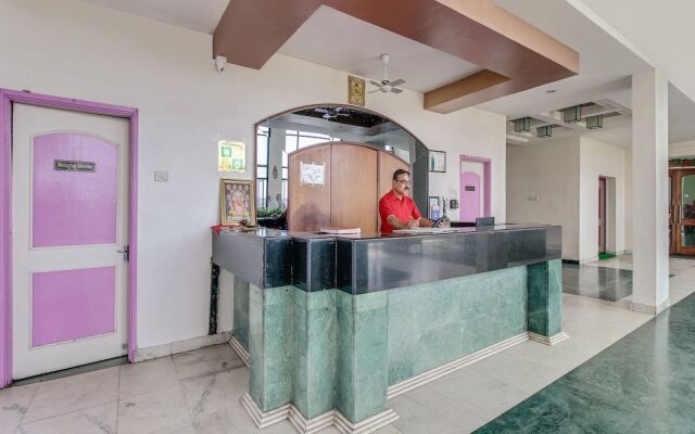Oyo 60852 Hotel Residency Park