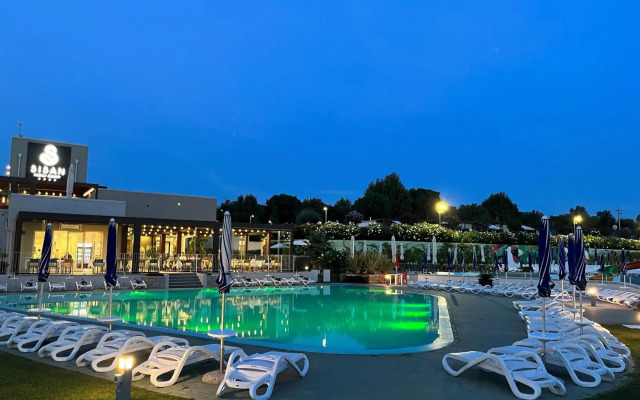 Sisan Family Resort