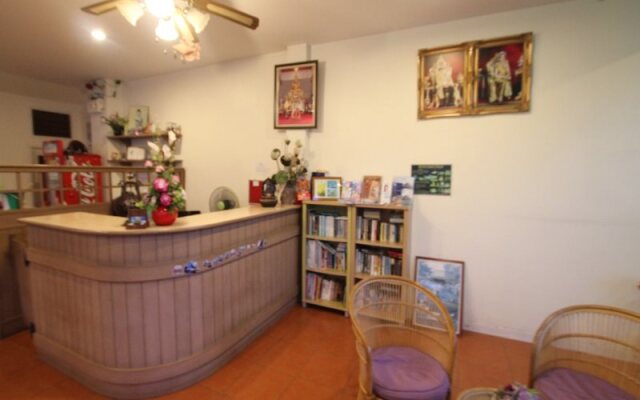 Chada Guesthouse Hua Hin