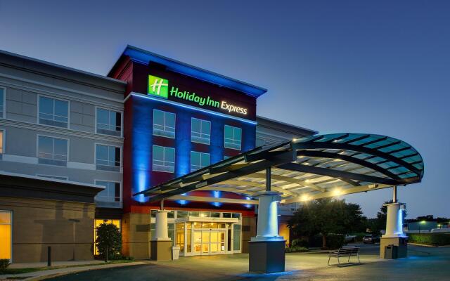 Holiday Inn Express Lexington North-Georgetown, an IHG Hotel