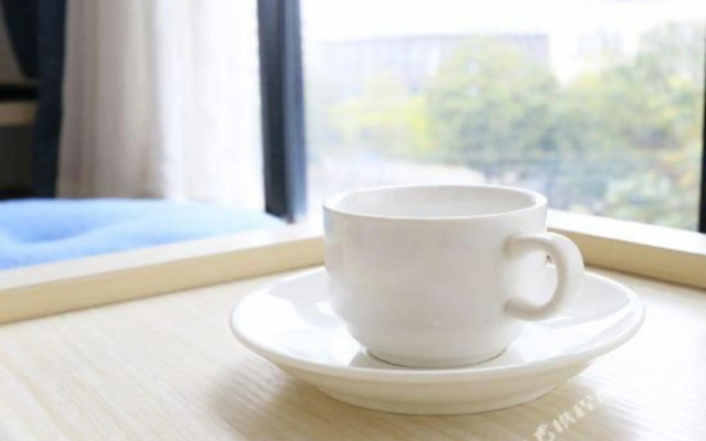 Qinye Hotel