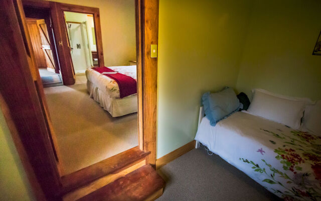 The River Lodge
