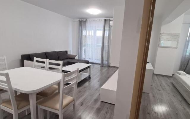 Apartament 2 camere Moonlight Mamaia et 1 ap 107