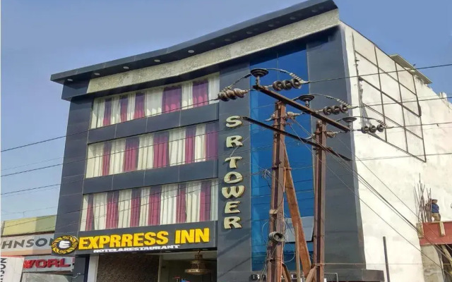 OYO 24572 Express Inn