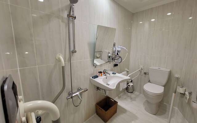 Wyndham Grand Izmir Ozdilek Thermal & Spa