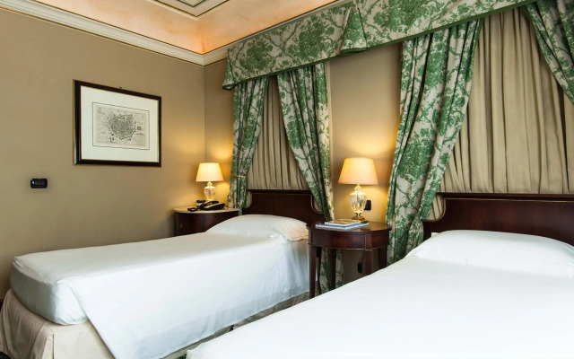 River Château Hotel