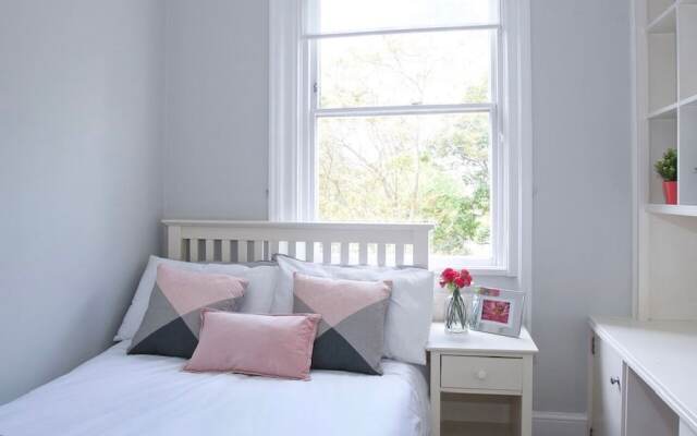 Beautiful 2-bed Apartment in London