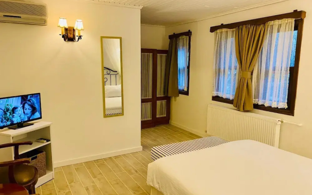 Piccolo Mondo Hotel