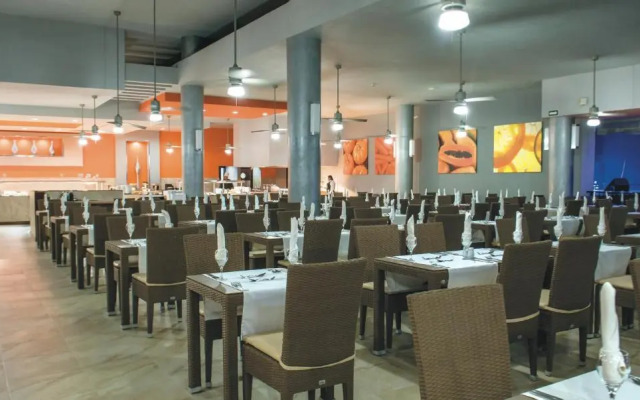 Hotel Riu Lupita - All Inclusive