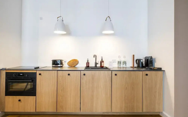 On the Mile 4 - Into This Place