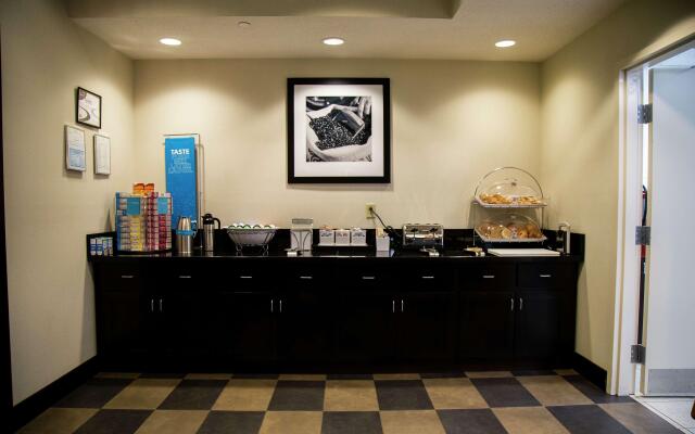 Hampton Inn & Suites Sharon, PA