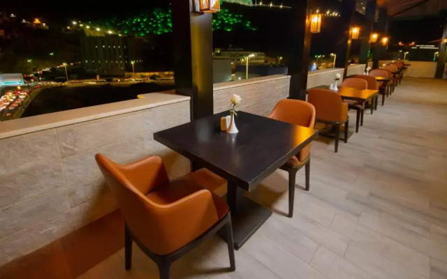 Cloud City Hotel Al Baha