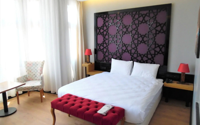 Vvr Hotel