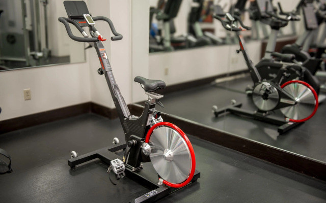 Campus Tower Suite Hotel