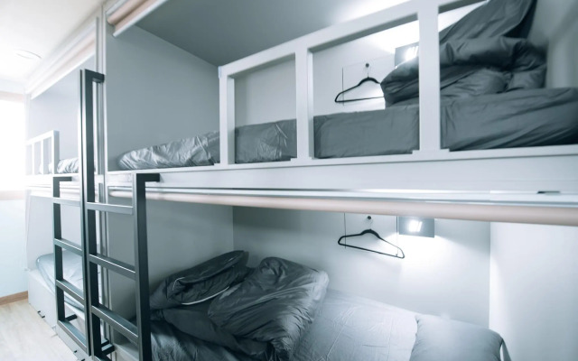Quartz Hostel