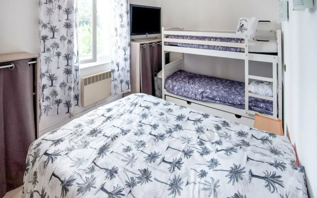 Holiday Home in Orange With Private Pool