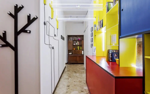 Mondrian Apartment in Milan
