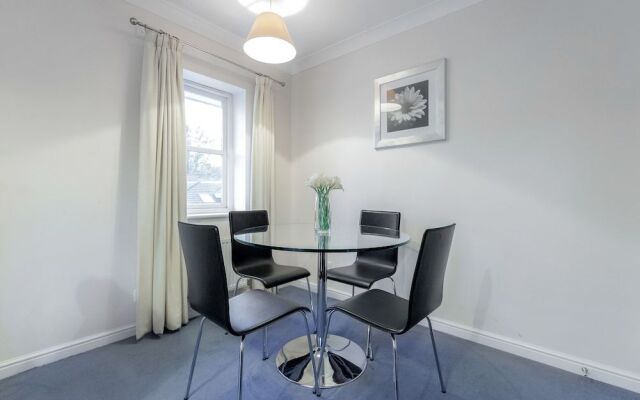 Roomspace Apartments -Sabin Gates