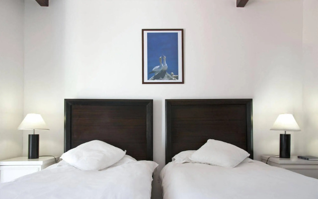 Lagoon Lodge
