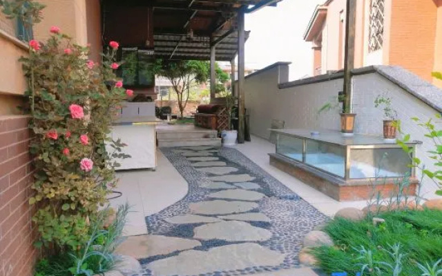 Mile Dream Villa B&B (Huquan Hot Spring Water World Branch) – Outside – Mile