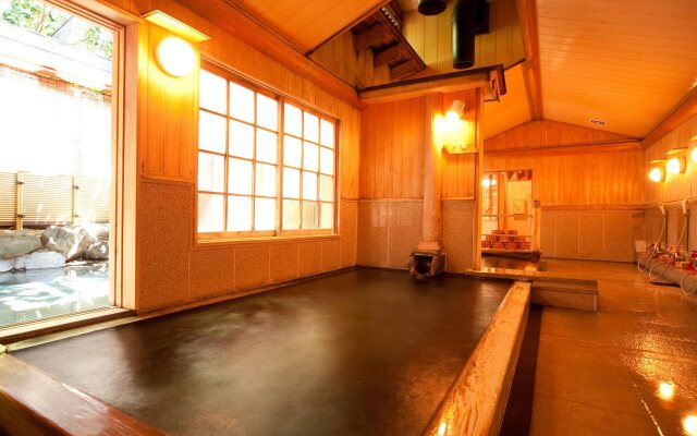Yufuin Onsen Ryotei Tanokura