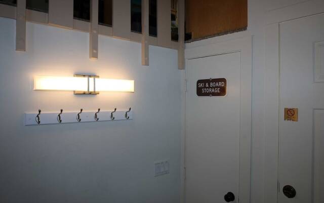 Mammoth S #222 2 Bedroom Condo