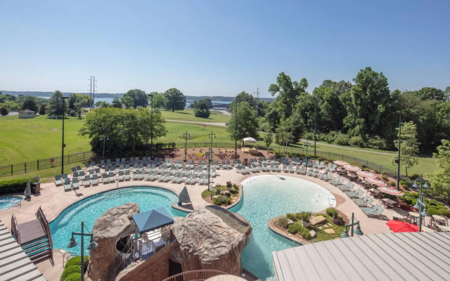 Renaissance Shoals Resort and Spa