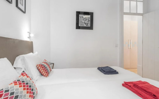 LV Premier Baixa FI Central Balcony Space AC