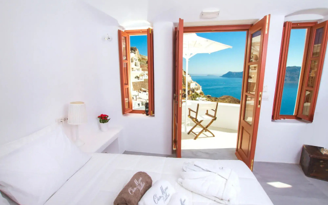 Oia Mare Villas