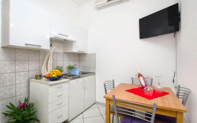 Adel - 70 m from beach - SA3(2)