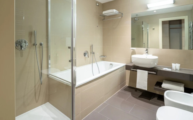 Holiday Inn Bologna City