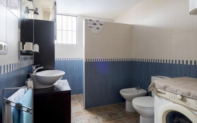 Modern Holiday Home in Garrobillo With Private Swimming Pool