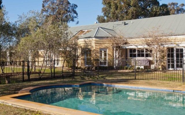 Vinden Estate Homestead