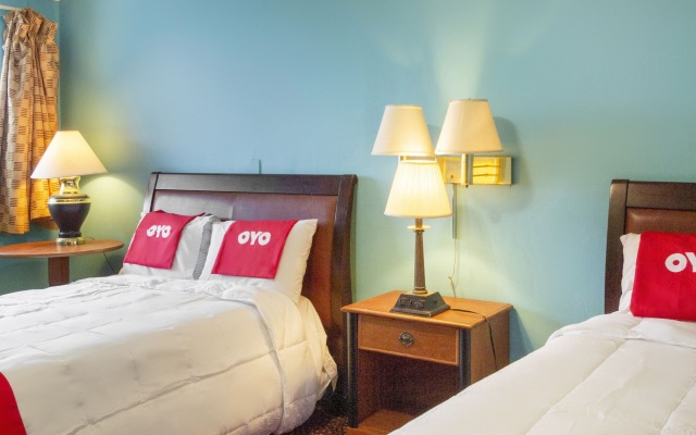 OYO Hotel Edison NJ Route 1