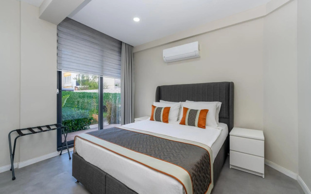 Echinus Lara Hotel