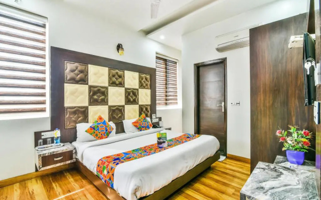 FabHotel Aman Residency
