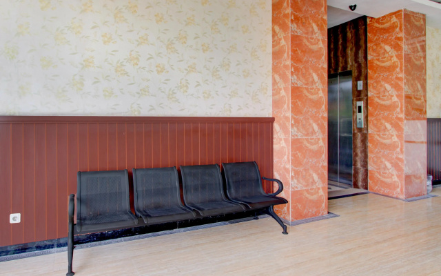 Collection O near Stadion Manahan – Guest Rooms – Surakarta