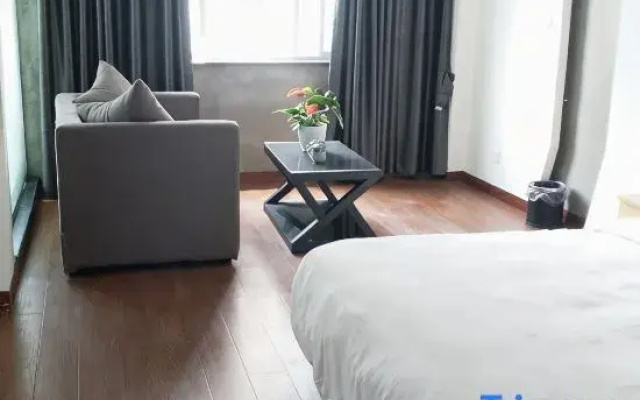 Huaxin Art Hotel (Shaoyang Station Branch)