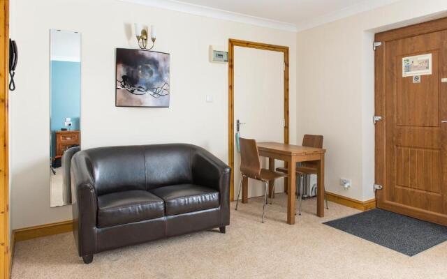 Spanhoe Lodge - B&B