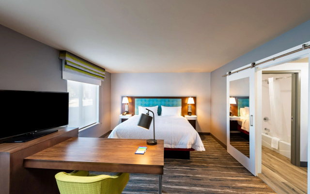 Hampton Inn & Suites Keller Town Center