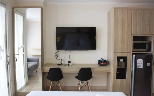 Fully Furnished with Cozy Design Studio at Menteng Park Apartment